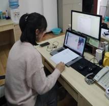 BB贝博的官方网站王靖晶老师和受资助学生家庭3